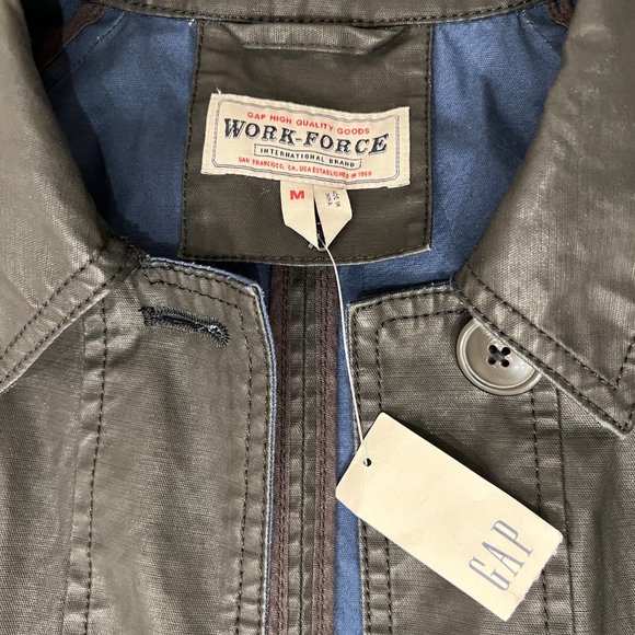 GAP Water-Resistant New Jacket with Tags - Picture 2 of 3